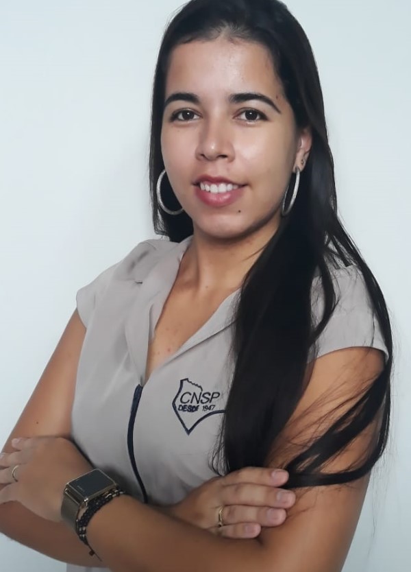 Fernanda Santana - Auxiliar do desenvolvimento infantil